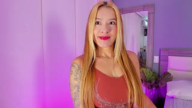 Snapshot of LexxyBunny_ chatting on 11-07-25, 11:32 LexxyBunny online show from 11-07-25, 11:32