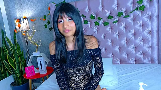 Snapshot of LizetteKitty chatting on 11-12-25, 06:03 LizetteKitty online show from 11-12-25, 06:03