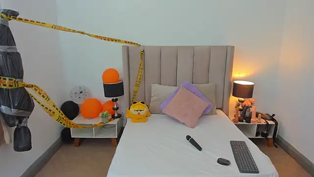 evvaa moon69 online show from 10-09-25, 12:47