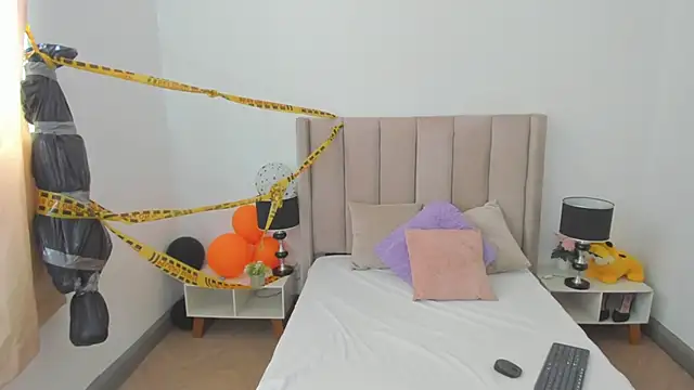 evvaa moon69 online show from 10-10-25, 12:48