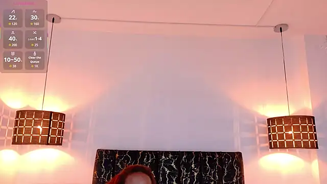 Snapshot of evvaa_moon69 chatting on 04-18-26, 12:31 evvaa moon69 online show from 04-18-26, 12:31