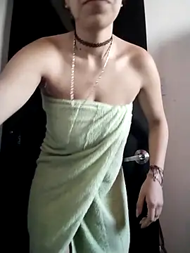 Katyuskka love online show from 11-04-25, 01:43