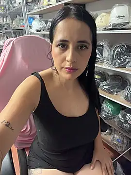 GiaDuque online show from 03-18-26, 11:13