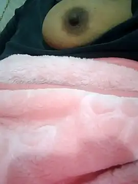 Snapshot of Simita12 chatting on 02-03-26, 01:26 Simita12 online show from 02-03-26, 01:26