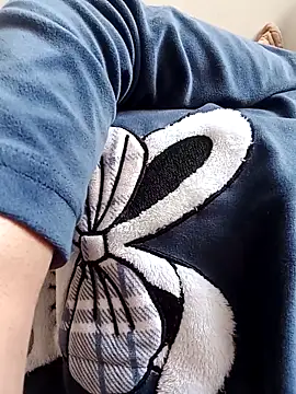 Snapshot of Simita12 chatting on 03-01-26, 01:57 Simita12 online show from 03-01-26, 01:57