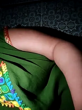 Snapshot of Simita12 chatting on 05-31-26, 12:41 Simita12 online show from 05-31-26, 12:41