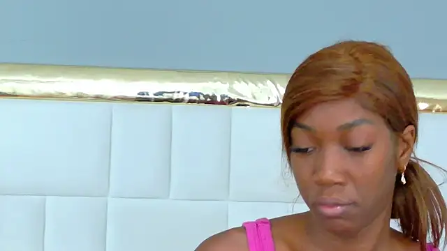 Snapshot of MadeleineHocker chatting on 09-30-25, 11:59 MadeleineHocker online show from 09-30-25, 11:59