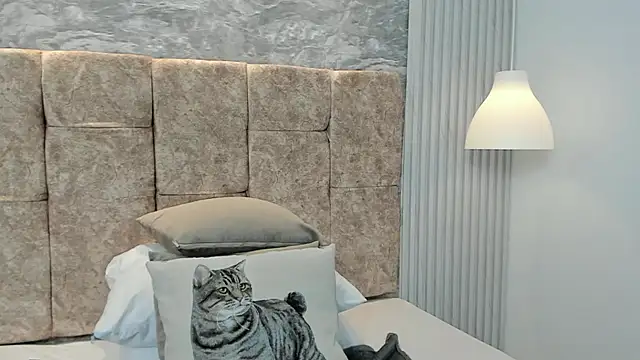 Snapshot of leilapons chatting on 10-07-25, 05:21 leilapons online show from 10-07-25, 05:21