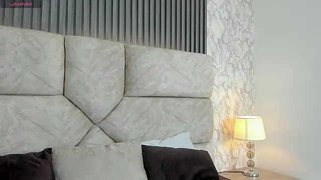 Snapshot of leilapons chatting on 10-19-25, 05:57 leilapons online show from 10-19-25, 05:57