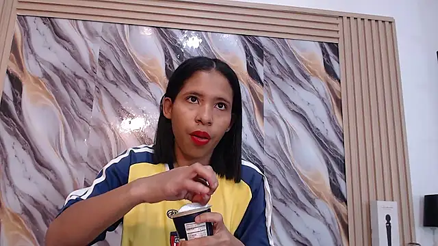 Samantha Fox69  online show from 01-15-26, 04:11