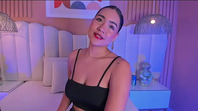 noa moon online show from 12-19-25, 02:07