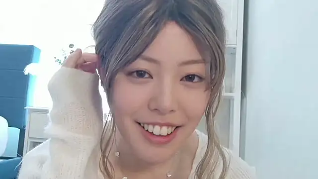 Nana with online show from 04-23-26, 12:56