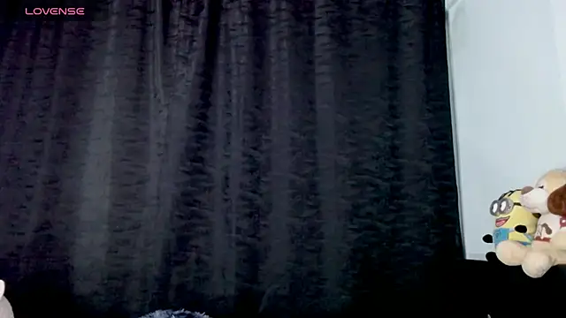 EVAH LEE  online show from 04-16-26, 02:01