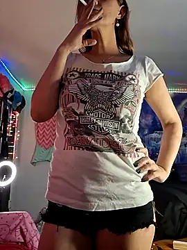 PeachyAriel online show from 03-07-26, 05:04