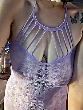 PeachyAriel online show from 04-13-26, 02:28