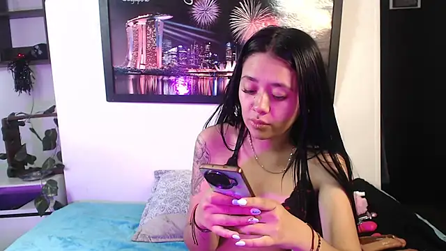 Snapshot of hellenngp chatting on 11-06-25, 07:48 hellenngp online show from 11-06-25, 07:48