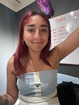 JuliethaDemon  online show from 11-05-25, 01:00