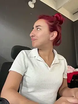 JuliethaDemon  online show from 02-12-26, 02:01