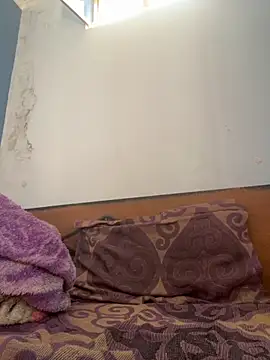 Snapshot of milf_banger121 chatting on 11-22-25, 07:51 milf banger121 online show from 11-22-25, 07:51