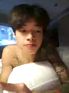 Snapshot of junjun1189 chatting on 12-05-25, 11:19 junjun1189 online show from 12-05-25, 11:19