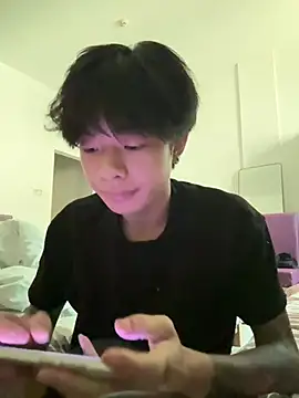 Snapshot of junjun1189 chatting on 07-03-26, 11:33 junjun1189 online show from 07-03-26, 11:33