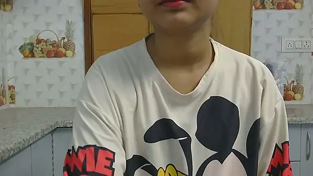 Cute-Bacchi online show from 10-21-25, 02:34