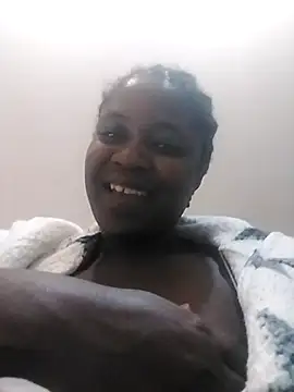 CandyMayaxx2 online show from 11-17-25, 12:27