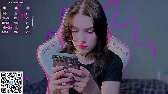 Snapshot of Sophie_SkyAngel chatting on 04-20-26, 02:58 Sophie SkyAngel online show from 04-20-26, 02:58