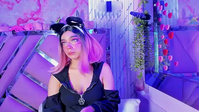 Akane Hikari  online show from 04-15-26, 02:18