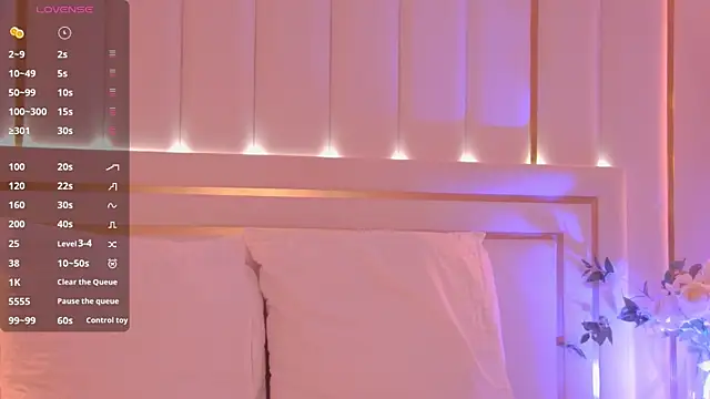 Snapshot of MeganStrain chatting on 11-28-25, 03:20 MeganStrain online show from 11-28-25, 03:20