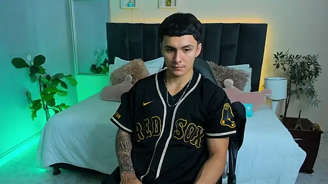 Leo santoro online show from 02-03-26, 01:38