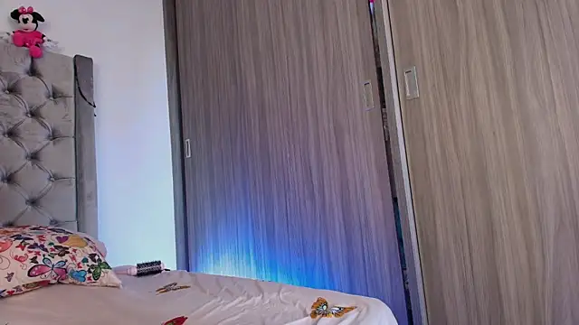 dreamsussi online show from 11-05-25, 07:47