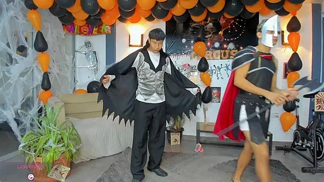 Bisexlifehot   online show from 10-31-25, 11:06