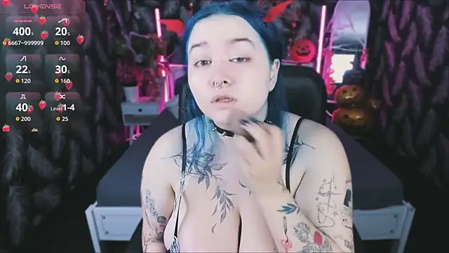 Mira Fyre online show from 10-26-25, 08:48