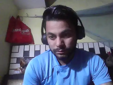 ursdreamperson online show from 12-19-25, 03:24