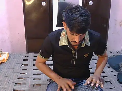 Snapshot of krishjaat43 chatting on 06-24-26, 06:07 krishjaat43 online show from 06-24-26, 06:07
