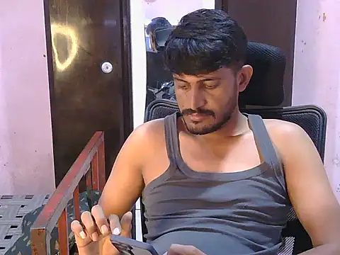 Snapshot of krishjaat43 chatting on 07-10-26, 05:12 krishjaat43 online show from 07-10-26, 05:12