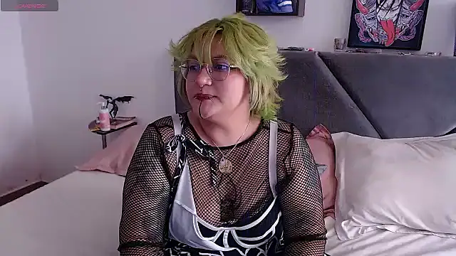 XxGreenGoodxX online show from 02-05-26, 06:56