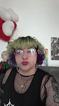 XxGreenGoodxX online show from 05-26-26, 06:37
