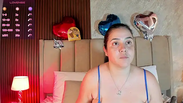 Snapshot of _Cris_Spicy_ chatting on 07-04-26, 07:31 Cris Spicy online show from 07-04-26, 07:31