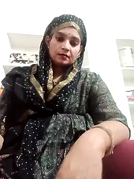 Snapshot of Chhaya_hot chatting on 10-17-25, 04:09 Chhaya hot online show from 10-17-25, 04:09