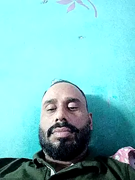 Snapshot of amitkumarkangra chatting on 09-21-25, 02:24 amitkumarkangra online show from 09-21-25, 02:24