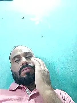 Snapshot of amitkumarkangra chatting on 09-24-25, 01:58 amitkumarkangra online show from 09-24-25, 01:58