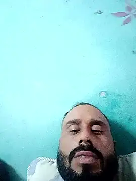 Snapshot of amitkumarkangra chatting on 10-01-25, 02:45 amitkumarkangra online show from 10-01-25, 02:45