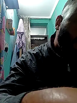 Snapshot of amitkumarkangra chatting on 10-08-25, 12:30 amitkumarkangra online show from 10-08-25, 12:30