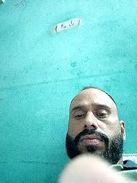 Snapshot of amitkumarkangra chatting on 10-08-25, 04:48 amitkumarkangra online show from 10-08-25, 04:48