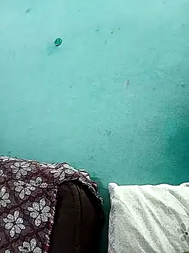 Snapshot of amitkumarkangra chatting on 10-14-25, 08:04 amitkumarkangra online show from 10-14-25, 08:04