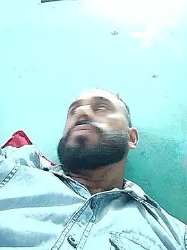 Snapshot of amitkumarkangra chatting on 10-19-25, 06:47 amitkumarkangra online show from 10-19-25, 06:47