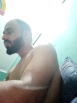 Snapshot of amitkumarkangra chatting on 10-22-25, 09:42 amitkumarkangra online show from 10-22-25, 09:42