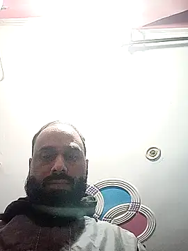 Snapshot of amitkumarkangra chatting on 11-18-25, 01:11 amitkumarkangra online show from 11-18-25, 01:11